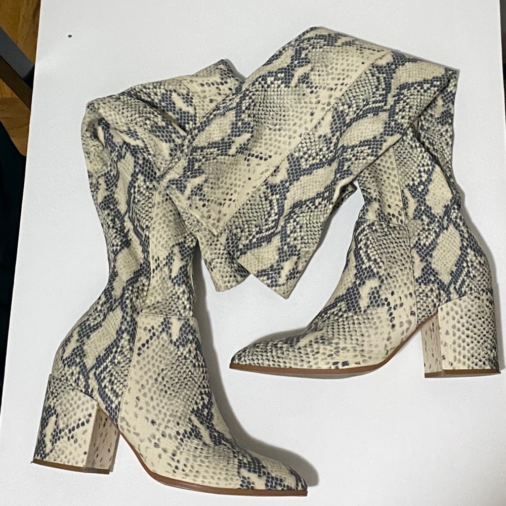 Steve Madden Above The Knee Snake Skin Heeled Boot